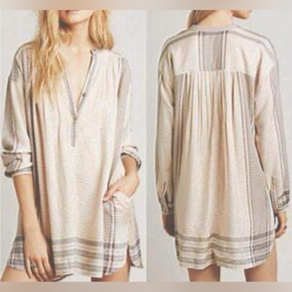 Free People Tops - Price reduced! Free People size L tunic. EUC. Lovely neutral colors.